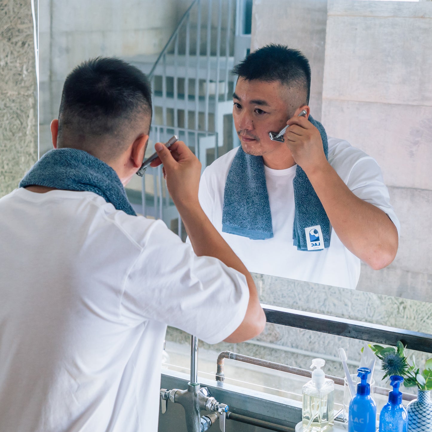 スキンケアトラベルセット【ミニタオル&ポーチ付き】